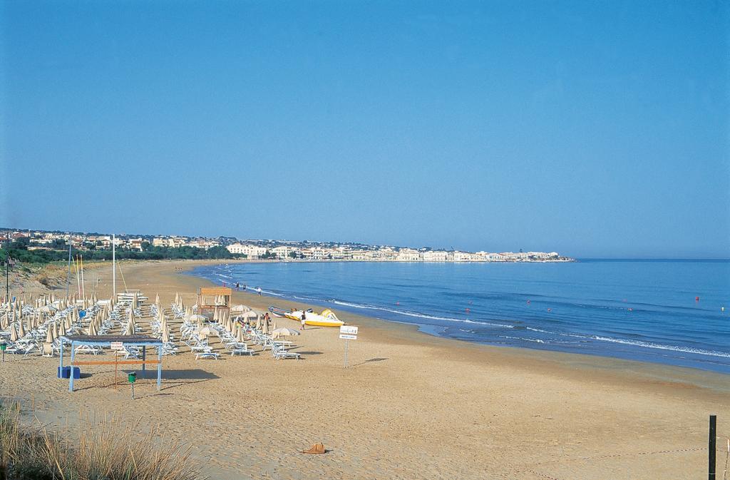 Igv Club Baia Samuele Hotel Sampieri Kültér fotó