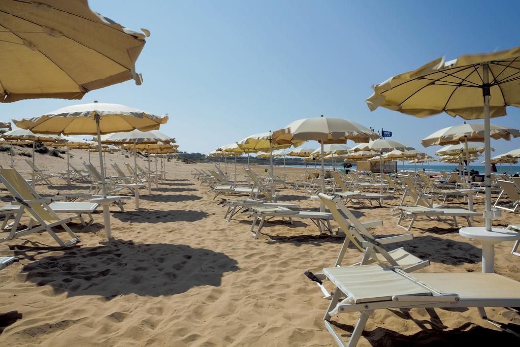 Igv Club Baia Samuele Hotel Sampieri Kültér fotó