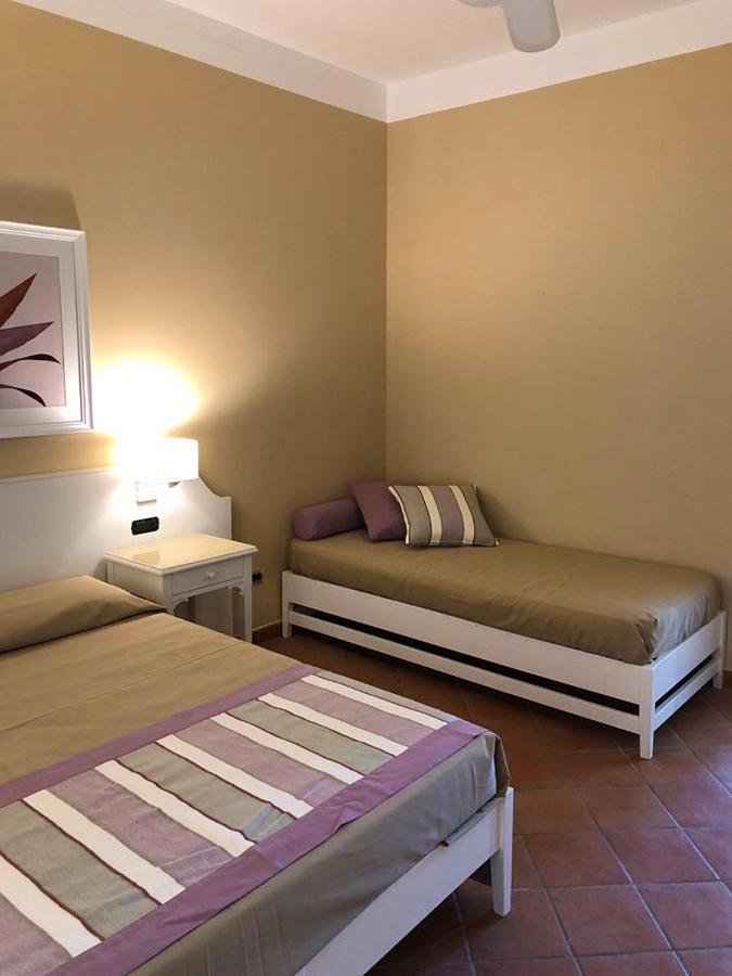 Igv Club Baia Samuele Hotel Sampieri Kültér fotó