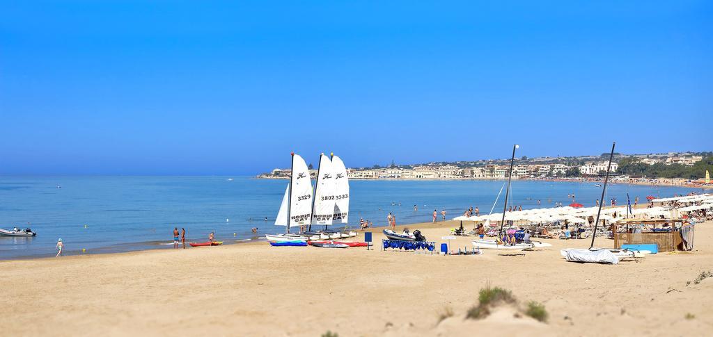 Igv Club Baia Samuele Hotel Sampieri Kültér fotó
