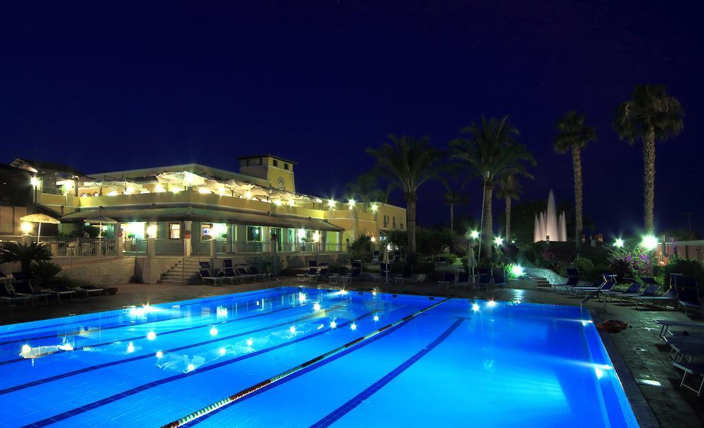 Igv Club Baia Samuele Hotel Sampieri Kültér fotó